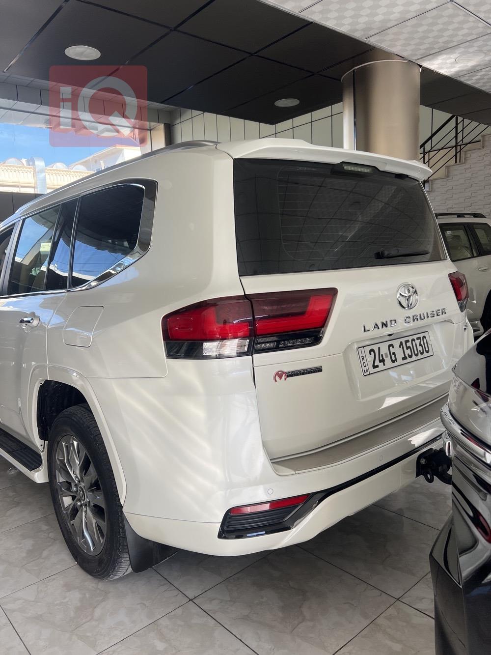 تويوتا لاندكروزر